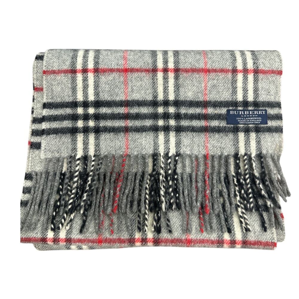 BB09. Burberry 100% Lambswool Scarf (Light Gray)
